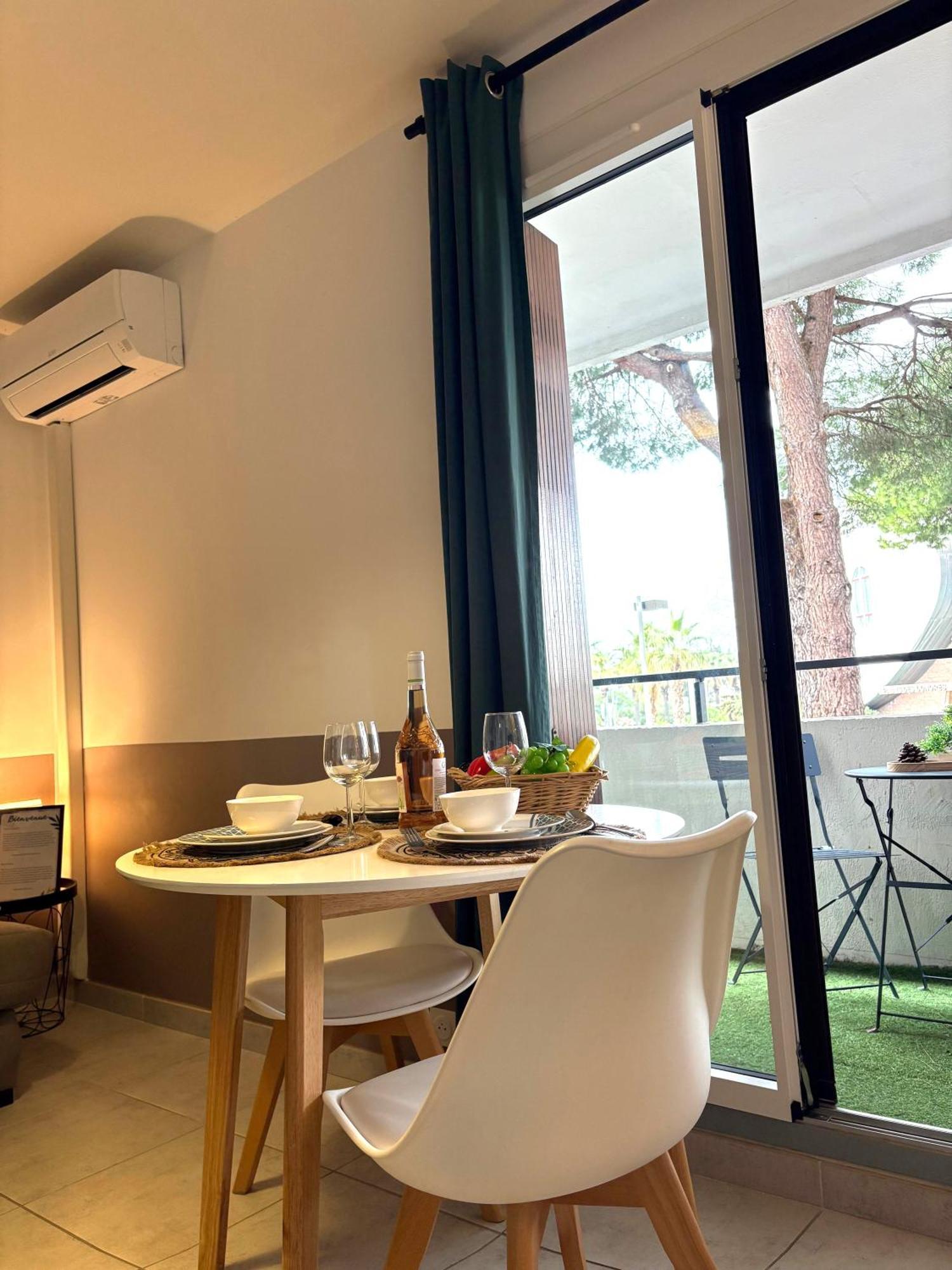 L'Amazone Studio Plein Centre Plages A 2Min Clim Wifi Sur Le Port - Top Prosconciergerie- La Grande-Motte Exterior foto